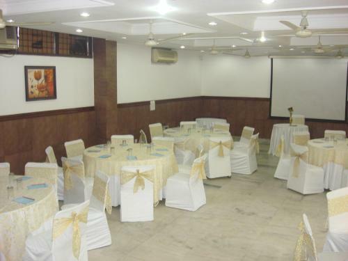 Hotel Rama Residency