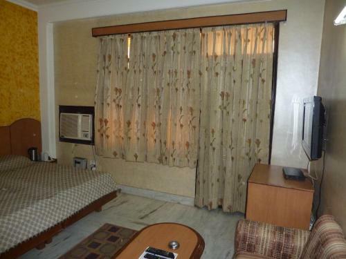 Hotel Rama Residency