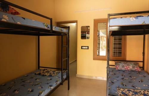 Hotel Aramana Holiday Inn