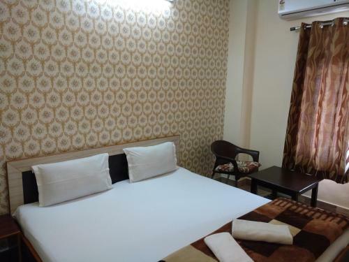 Hostal Madhav Guest House