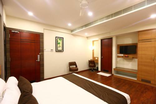 Hotel Adore Residency