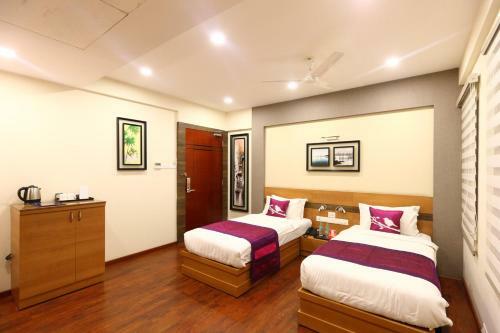 Hotel Adore Residency