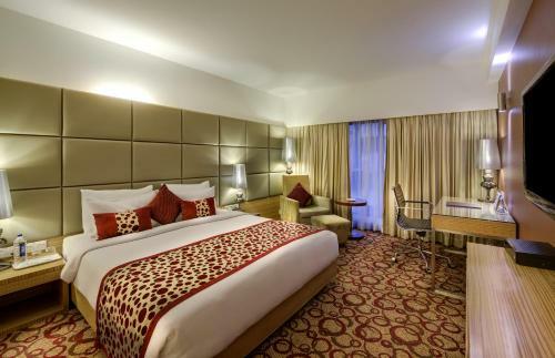 Pride Plaza Hotel, Ahmedabad