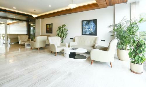 Hotel Eden Residency