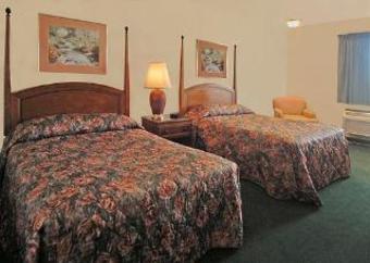 Hotel Rodeway Inn & Suites