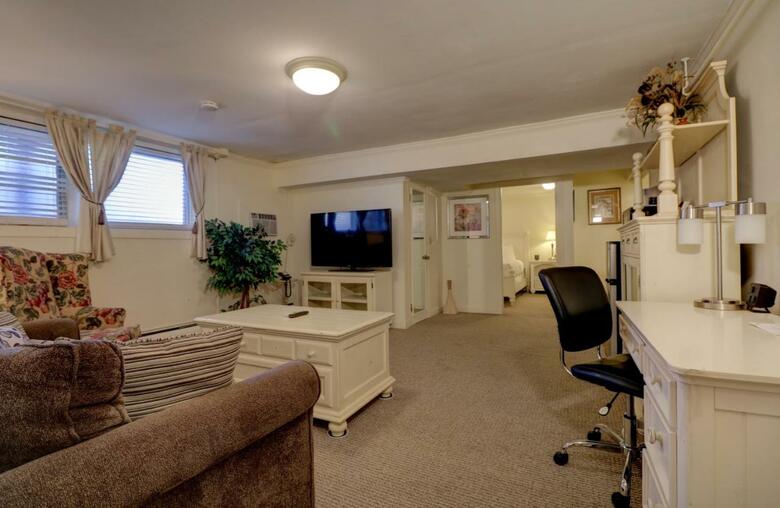Hotel Senator Inn & Spa