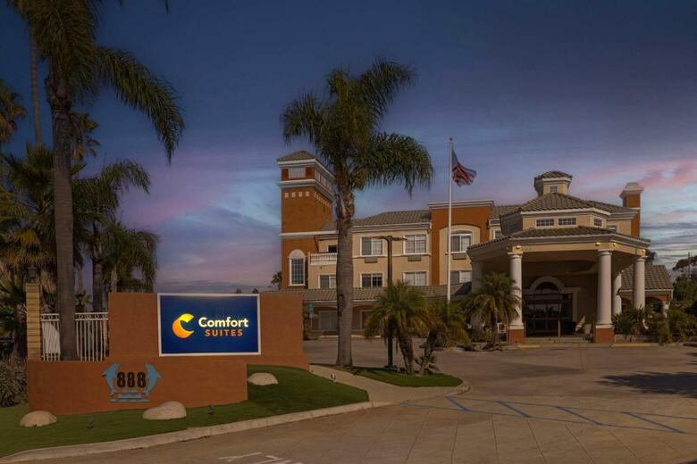 Hotel Comfort Suites Marina