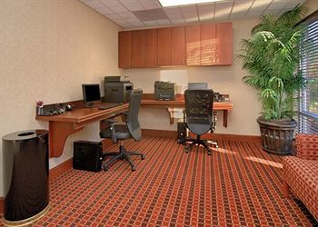 Hotel Comfort Suites