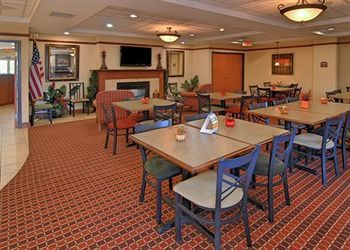 Hotel Comfort Suites