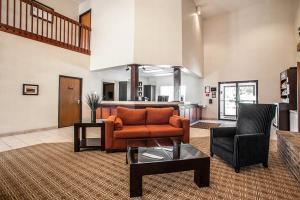 Hotel Comfort Suites