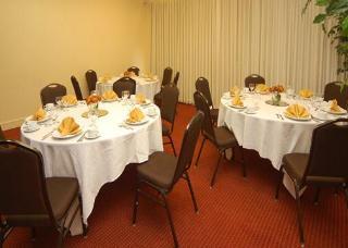 Hotel Quality Inn & Suites
