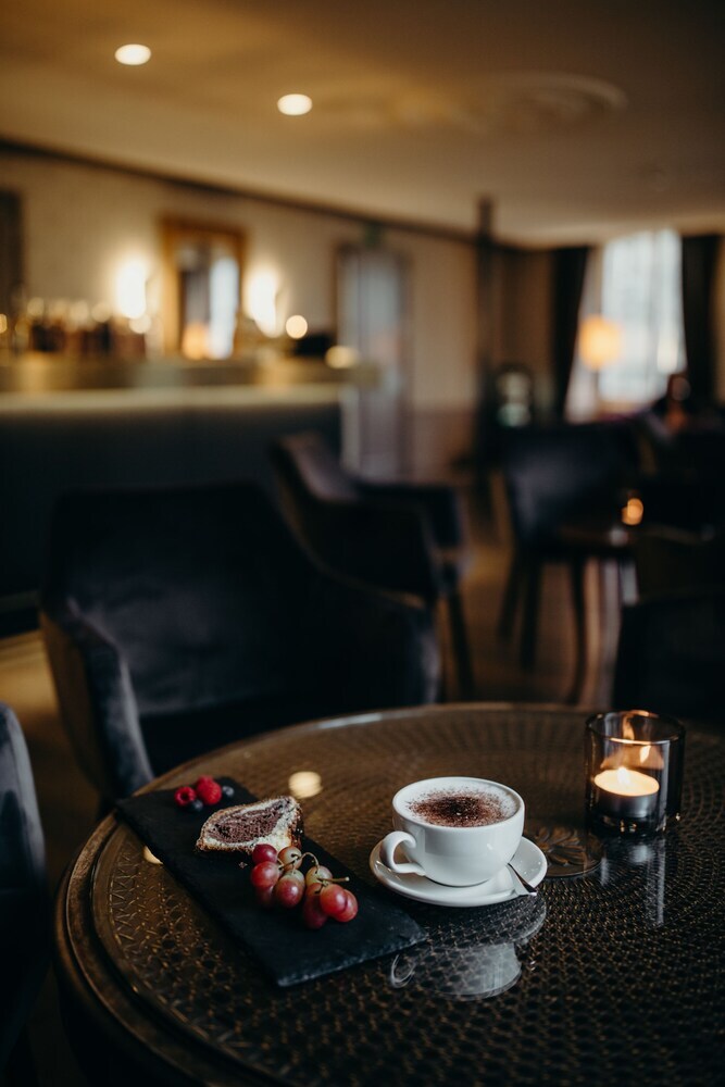 Parkhotel Schloss H�nigen