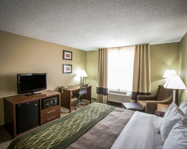 Hotel Comfort Inn