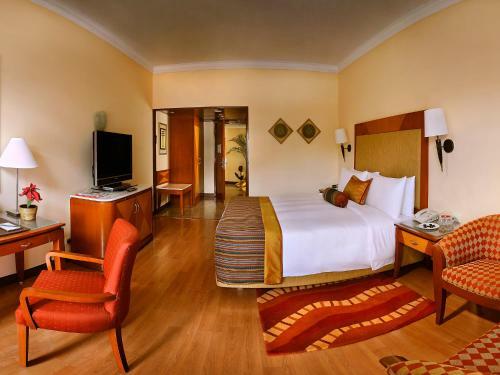 Hotel The Lalit Ashok