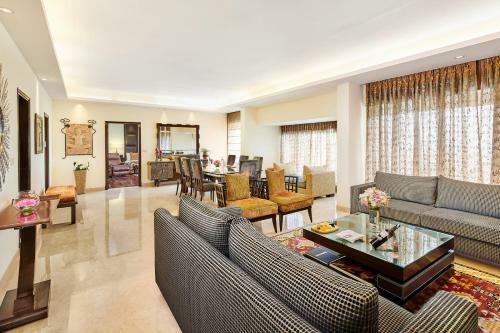 Hotel The Lalit Ashok