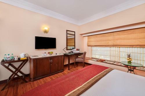 Hotel The Lalit Ashok