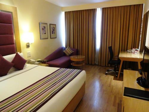 Hotel Royal Orchid Central, Bangalore