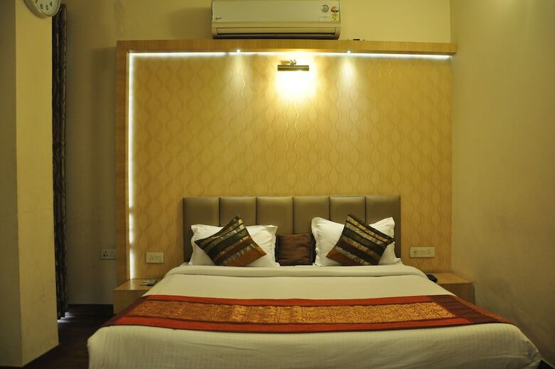 Hotel Mercury Inn By Sonachi