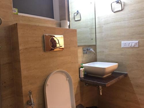 Apartamentos New Bawa Residency