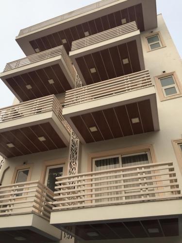 Apartamentos New Bawa Residency