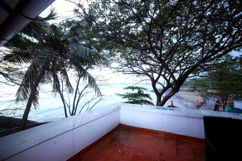 Hotel Old Light House Bristow