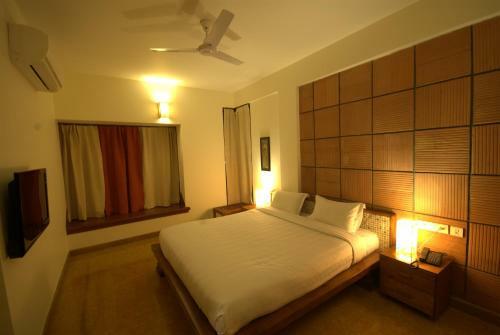 Nisargha Service Apartment