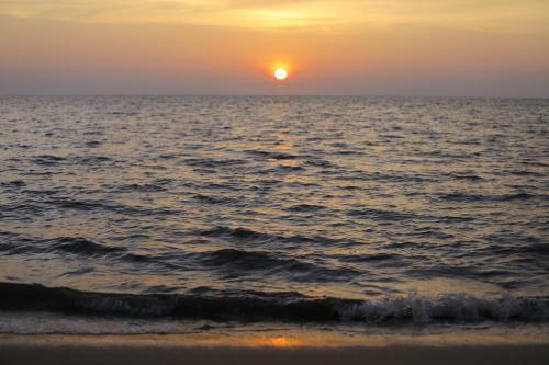 Hostal Pine Beach Residency
