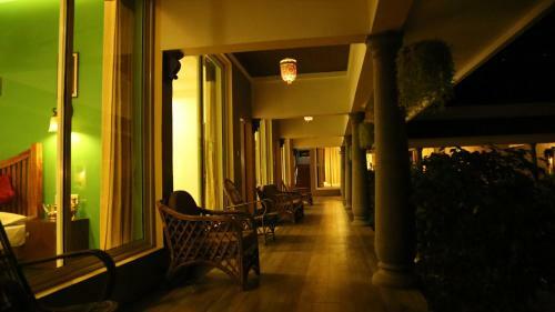 Hotel Tranquil Valley Resort
