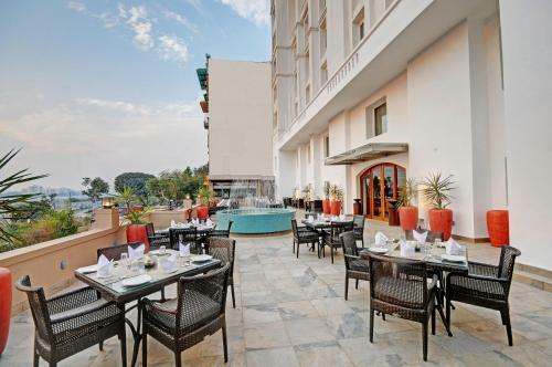 Hotel Lemon Tree Premier ?the Atrium? Ahmedabad
