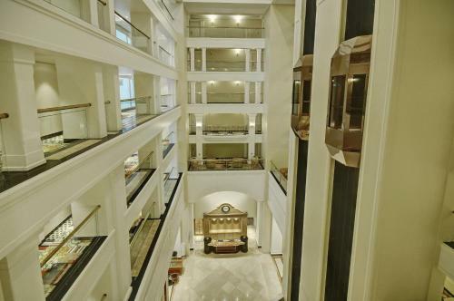 Hotel Lemon Tree Premier ?the Atrium? Ahmedabad