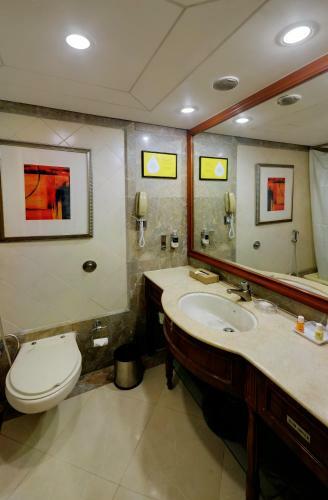 Hotel Lemon Tree Premier ?the Atrium? Ahmedabad