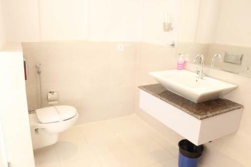 Hostal The Asian Suites-huda City Centre
