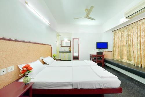Hotel Elisa International