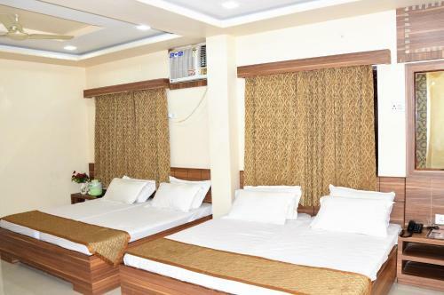 Hotel Ata Inn And Restaurant (20 Mtrs From Dargah), Ajmer