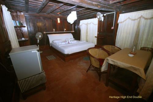 Hotel Varkala Marine Palace