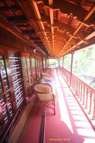Hotel Varkala Marine Palace