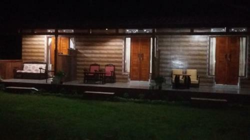 Gosela Homestay & Warung