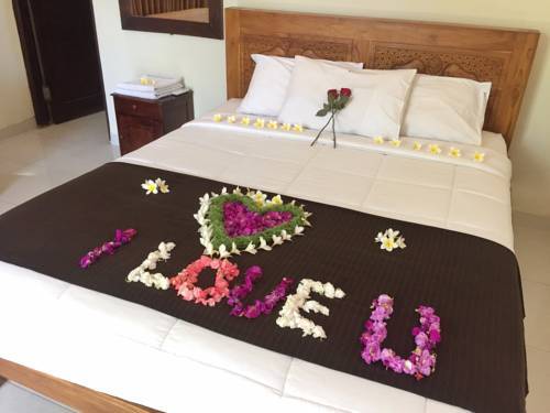 Hostal Ayu Bungalow 2