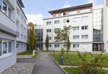 Hotel Comfort Suites Annecy Seynod