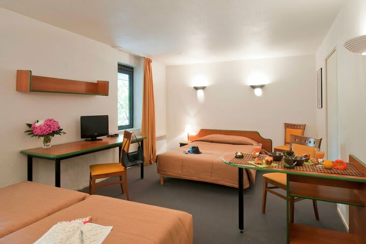 Aparthotel Adagio Access La Defense Leonard De Vinci