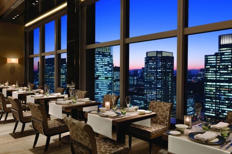 Shangri-la Hotel