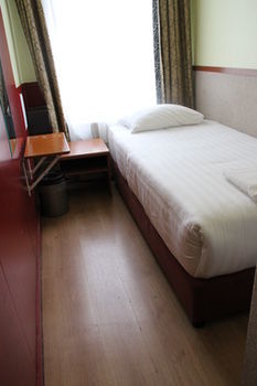 Budget Hotel Orange Tulip Hotel