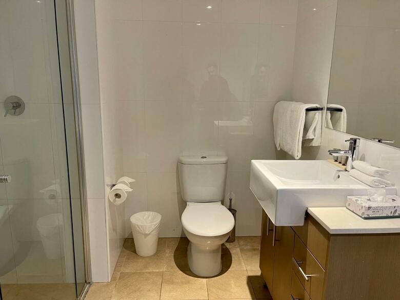 Hotel Quest World Square