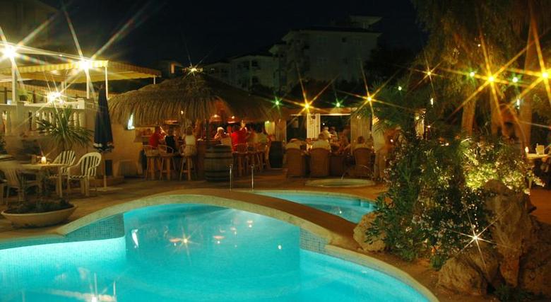 Hotel Mayurca