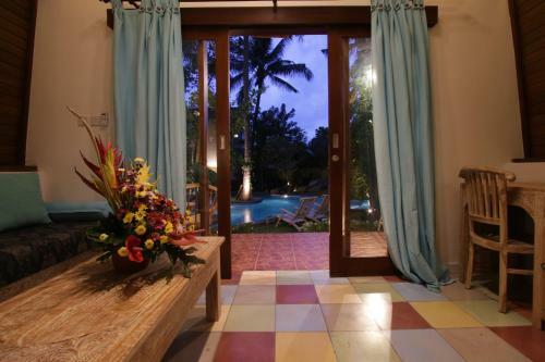 Hostal Green Bird Villa