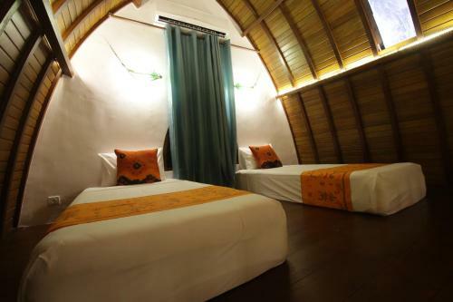 Hostal Green Bird Villa