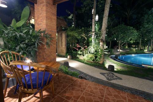 Hostal Green Bird Villa