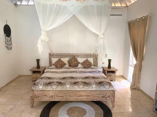 "villa Sarah" New Private