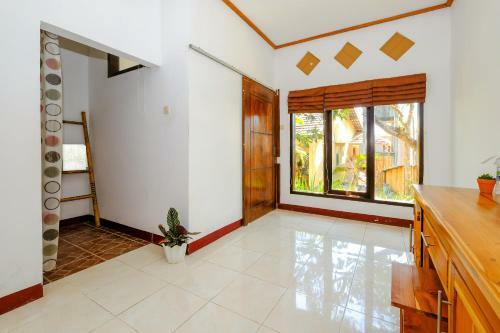 Hostal Kuta Circle Homestay