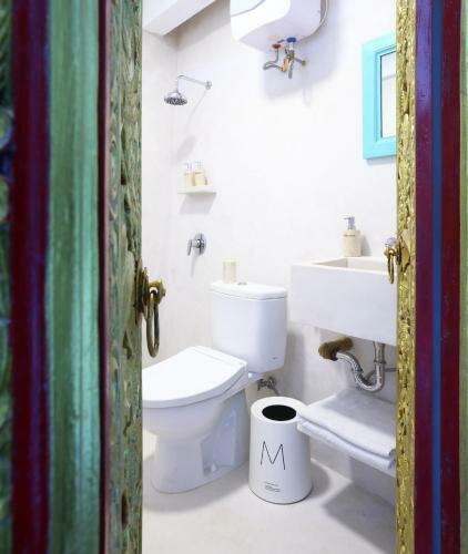 Hostal Bale Bingin Beachfront Stay